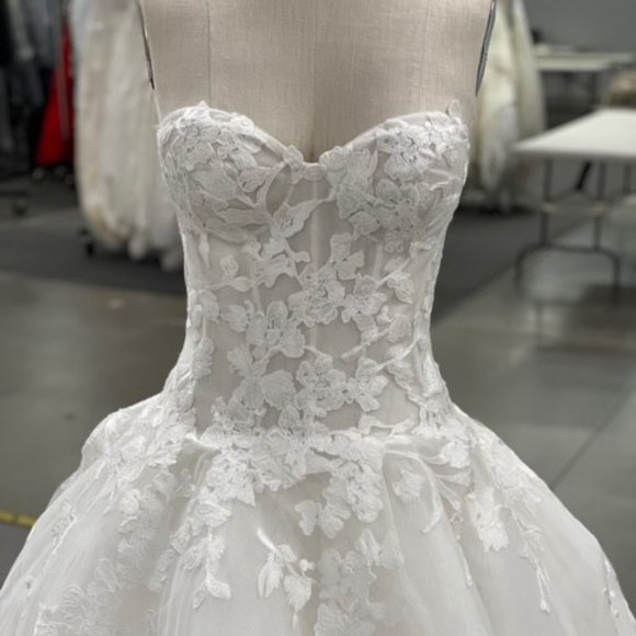 strapless ball gown wedding dress
